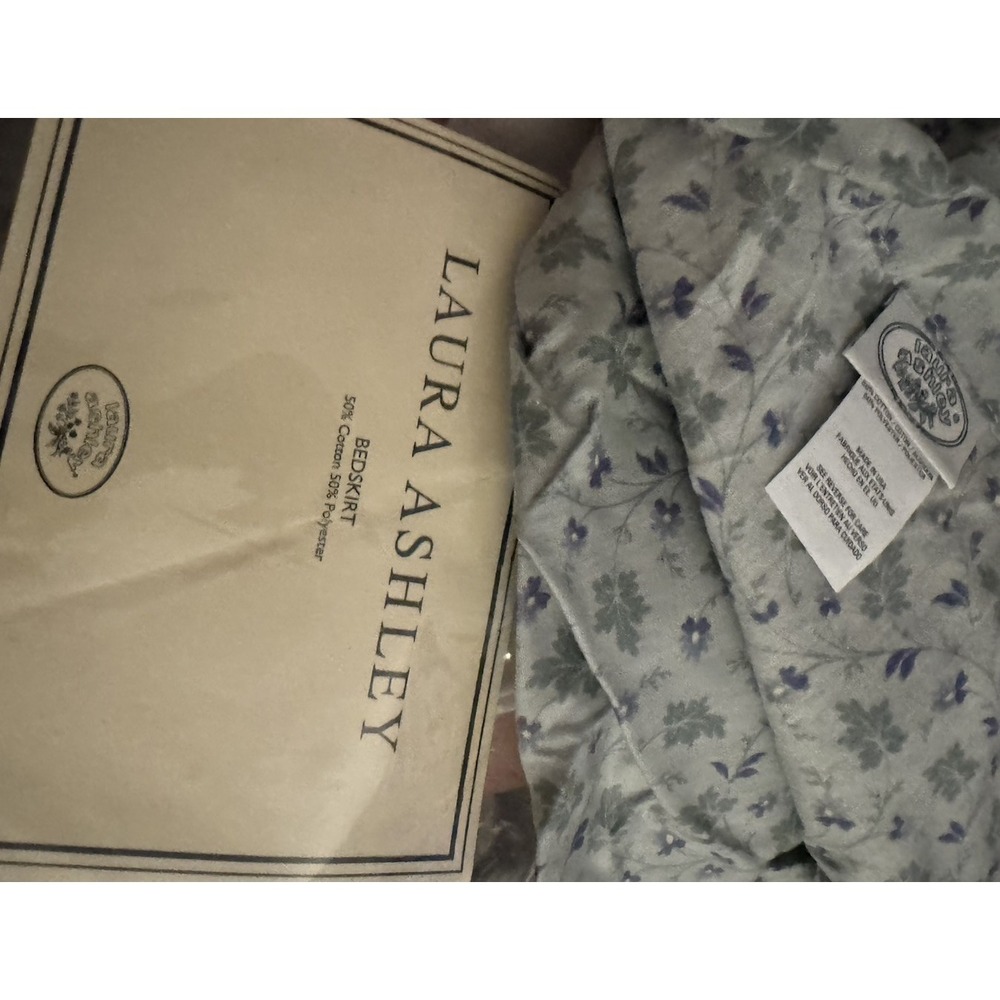 NIB - UNUSED Vintage LAURA ASHLEY HOME BLUE WESTERN KING BED SKIRT vintage